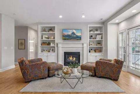 5000 Halifax Ave S #107, Edina, MN 55424