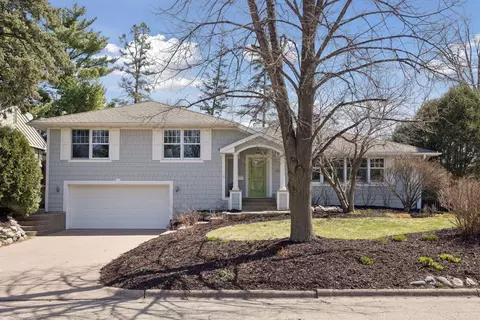 5521 Halifax Ln, Edina, MN 55424