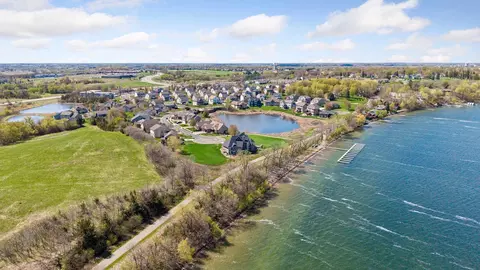 View/Area - 854 Beach Rd, Waconia, MN 55387 photo 3 of 7