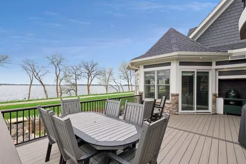 Exterior - 854 Beach Rd, Waconia, MN 55387 photo 13 of 29