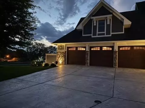 Exterior - 854 Beach Rd, Waconia, MN 55387 photo 20 of 29