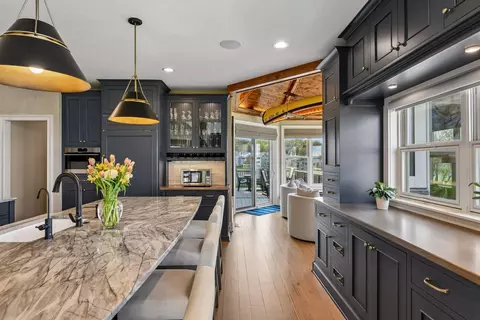 Kitchen - 854 Beach Rd, Waconia, MN 55387 photo 7 of 9