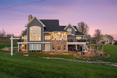 Exterior - 854 Beach Rd, Waconia, MN 55387 photo 9 of 29
