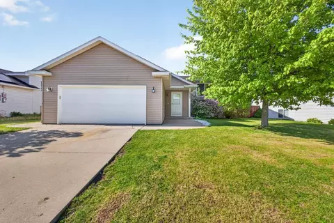 5920 Belfry Ln NW, Rochester, MN 55901