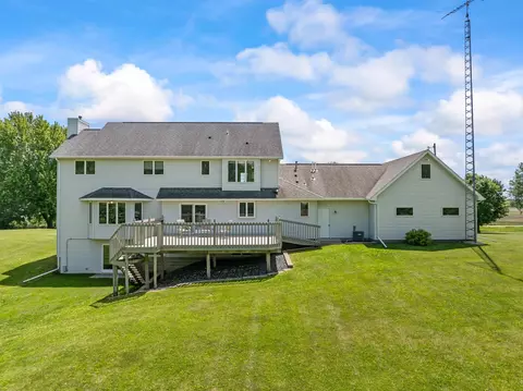 Exterior - 4141 90th St NW, Oronoco, MN 55960 photo 9 of 14