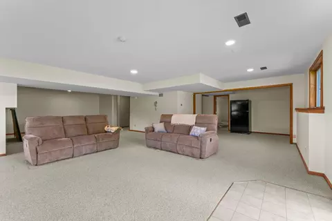 Living - 4141 90th St NW, Oronoco, MN 55960 photo 5 of 5
