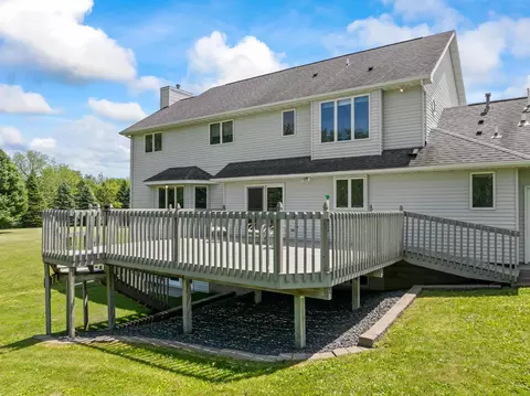 Exterior - 4141 90th St NW, Oronoco, MN 55960 photo 8 of 14
