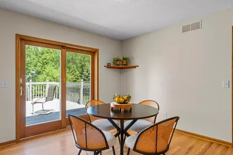 Dining - 4141 90th St NW, Oronoco, MN 55960 photo 1 of 1