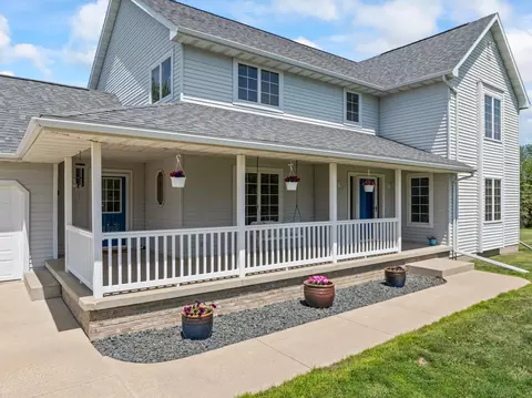 Exterior - 4141 90th St NW, Oronoco, MN 55960 photo 3 of 14