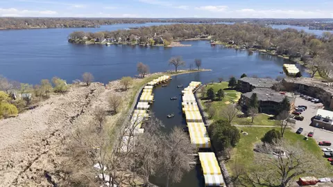 5440 Three Points Blvd #523, Mound, MN 55364