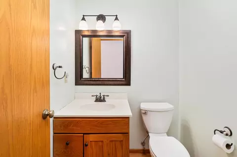 Bath - 4025 Stebner Rd, Hermantown, MN 55811 photo 1 of 4