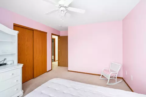 Bedroom - 4025 Stebner Rd, Hermantown, MN 55811 photo 4 of 8