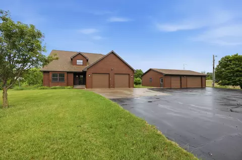 20252 728th Ave, Dassel, MN 55325