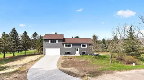 4641 Sandywood Ct SE, Rochester, MN 55904