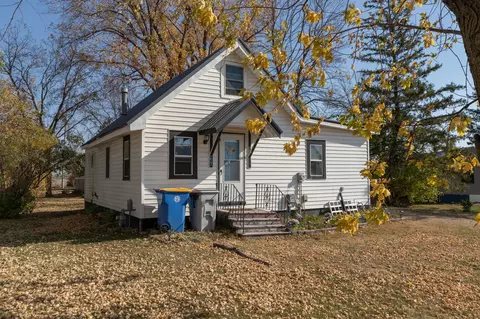 237 Mill Ave S, Blooming Prairie, MN 55917