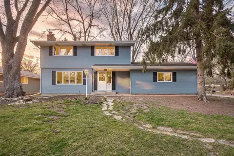 276 14th Ave NW, New Brighton, MN 55112