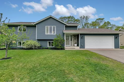 913 5th Ave E, Sartell, MN 56377