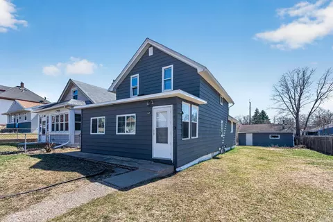 372 Lawson Ave E, Saint Paul, MN 55130