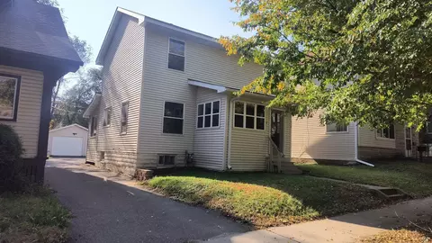 926 Wilson Ave, Saint Paul, MN 55106