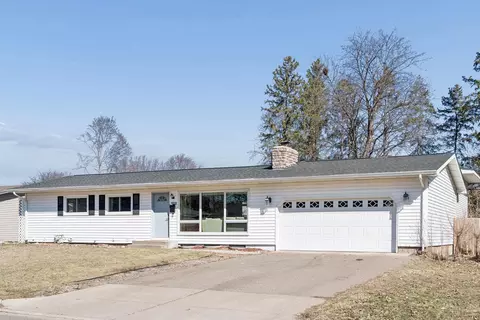 2712 Ohenry Rd, Brooklyn Center, MN 55430
