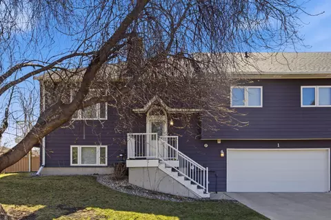 1 Prairiewood Xing S, Fargo, ND 58103