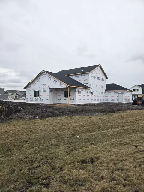 6297 86th Ave S, Horace, ND 58047