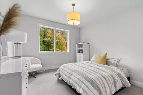 Bedroom - 6505 Hawks Pointe Ln, Excelsior, MN 55331 photo 2 of 4