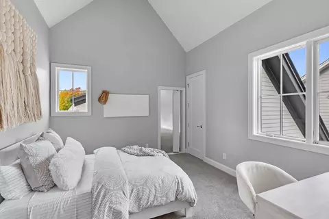 Bedroom - 6505 Hawks Pointe Ln, Excelsior, MN 55331 photo 4 of 4