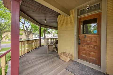 Exterior - 1121 4th Ave S, Fargo, ND 58103 photo 6 of 11