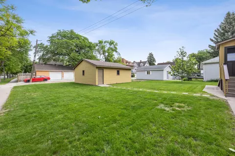 Exterior - 1121 4th Ave S, Fargo, ND 58103 photo 9 of 11