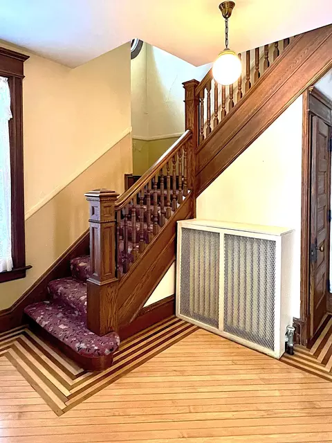 Entry Way - 1121 4th Ave S, Fargo, ND 58103 photo 4 of 7