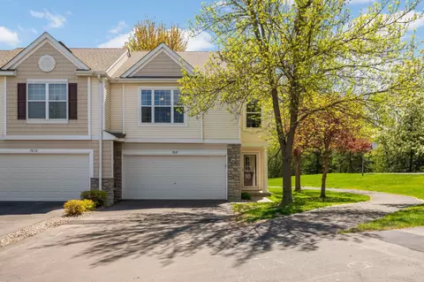 7637 Century Ct, Chanhassen, MN 55317