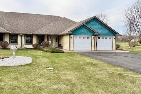 2015 Highland Cir E, Mora, MN 55051