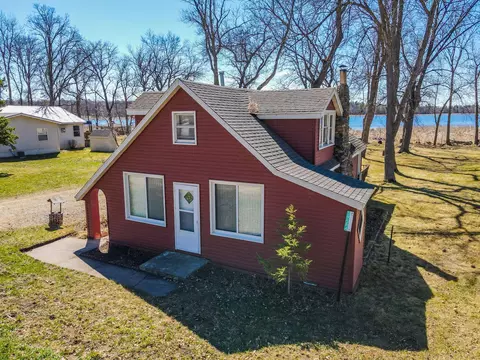 39584 Twin Lakes Rd, Menahga, MN 56464