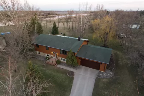 5606 53rd Ave N, Harwood, ND 58042