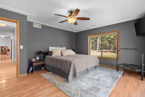 Bedroom - 4225 Eagles Nest Rd, Webster, WI 54893 photo 3 of 4