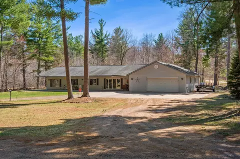 4225 Eagles Nest Rd, Webster, WI 54893