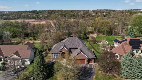 2602 Woods Trl N, Burnsville, MN 55306
