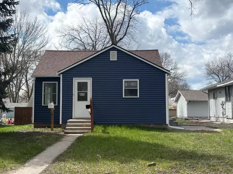 311 17th St N, Benson, MN 56215