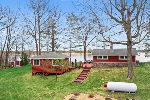 52585 Azalea Ave, Stanchfield, MN 55080