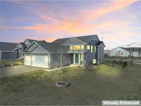 380 Cross Cir, Dundas, MN 55019