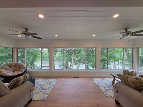 12868 622nd St, Kellogg, MN 55945