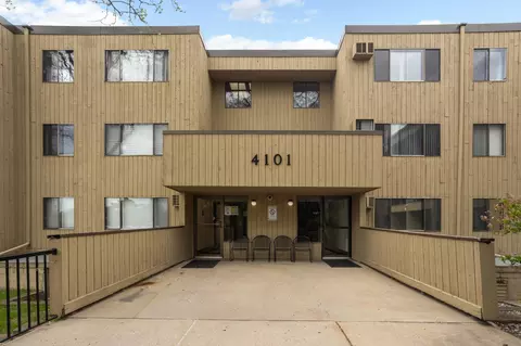 4101 Parklawn Ave #103, Edina, MN 55435