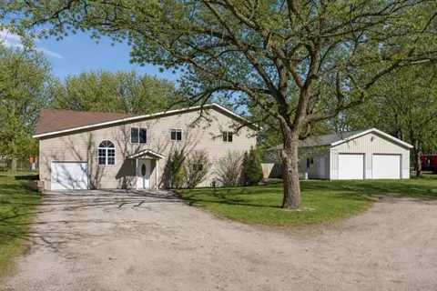 4225 124th Ave, Clear Lake, MN 55319