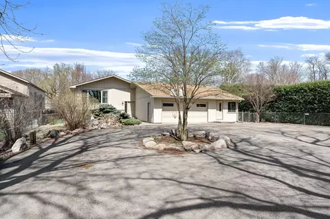 1450 E Main St, Owatonna, MN 55060