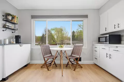 Kitchen - 1778 Gabbro Trl, Eagan, MN 55122 photo 3 of 6
