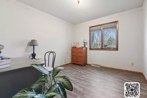 Bedroom - 908 Pleasantview Dr SE, Willmar, MN 56201 photo 1 of 9