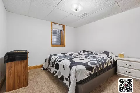 Bedroom - 908 Pleasantview Dr SE, Willmar, MN 56201 photo 7 of 9
