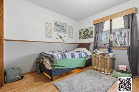 Bedroom - 908 Pleasantview Dr SE, Willmar, MN 56201 photo 5 of 9