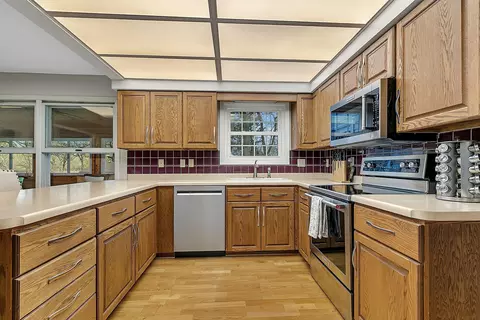 Kitchen - 3005 19th St S, Saint Cloud, MN 56301 photo 3 of 5